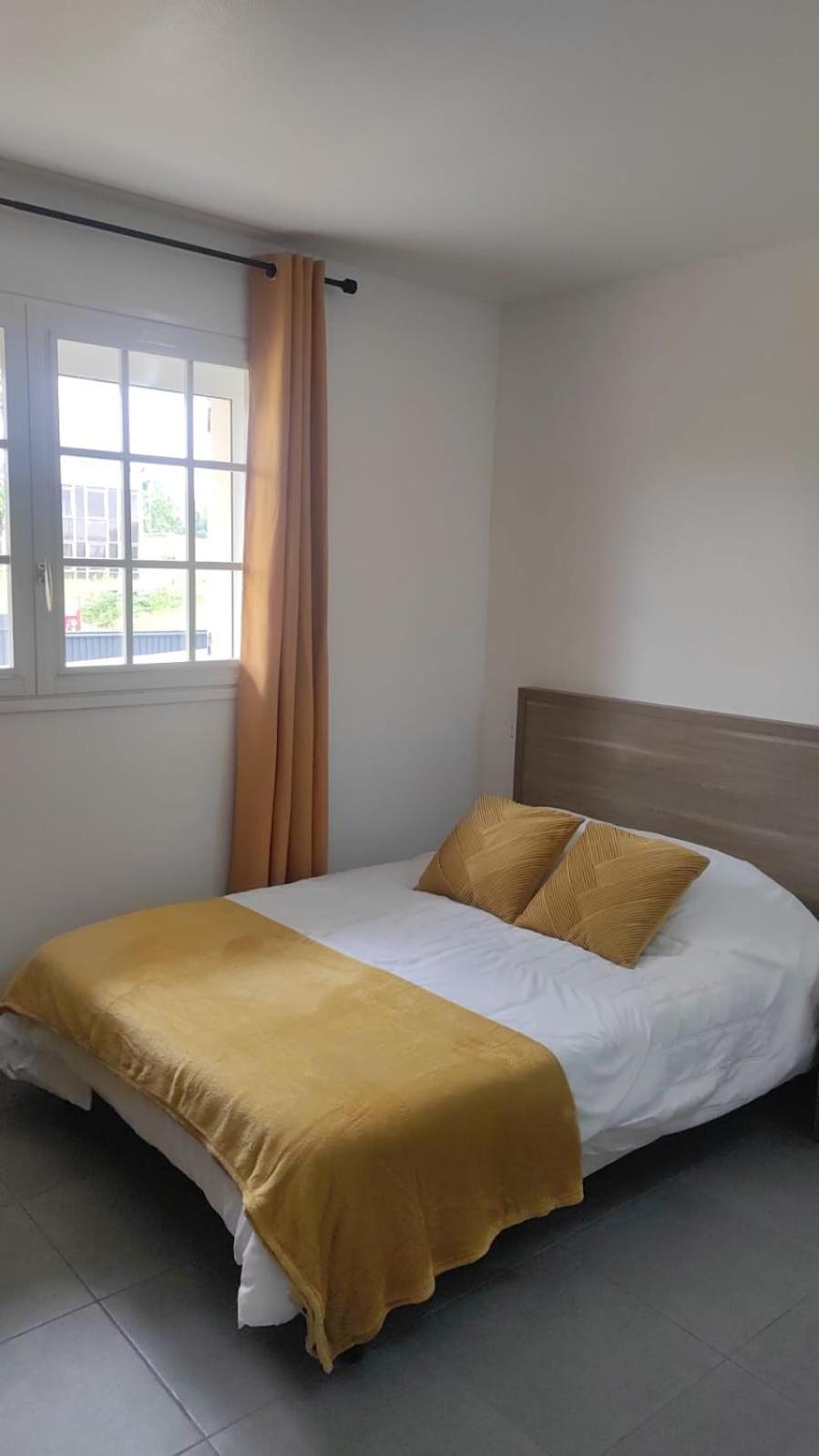 Appartement 1 , Disneyland - Parking Gratuit - Maison Des Platanes Meaux Ngoại thất bức ảnh